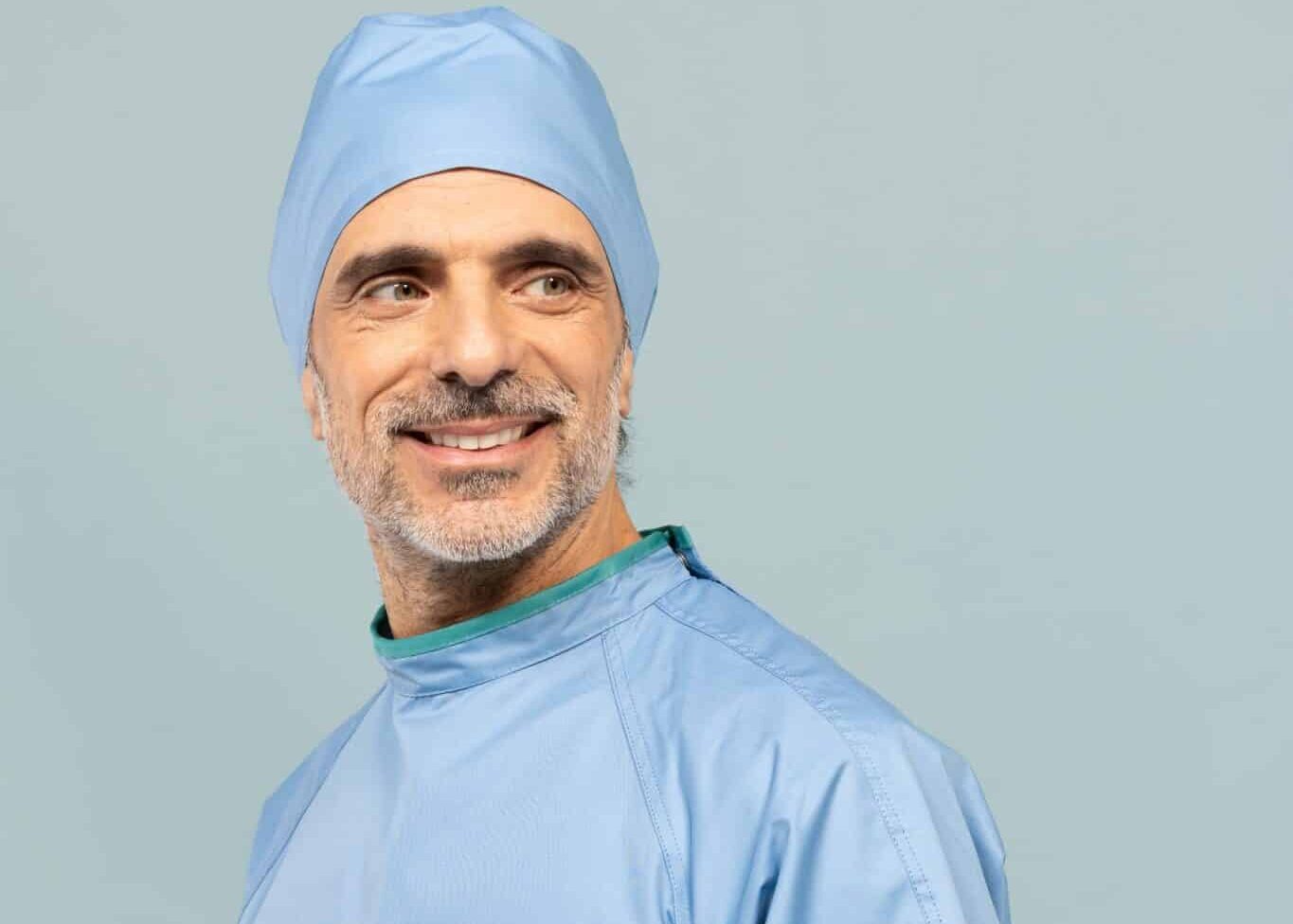 Tenue bloc hopital scaled e1780651605297